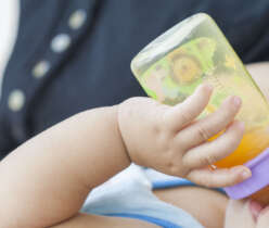 No Drinking Fruit Juice for Children Under 1 Year