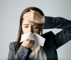 How to differentiate between Sinus, Common Cold, and Allergies