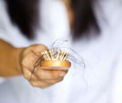 Causes of Hair Loss in Teenage Girls