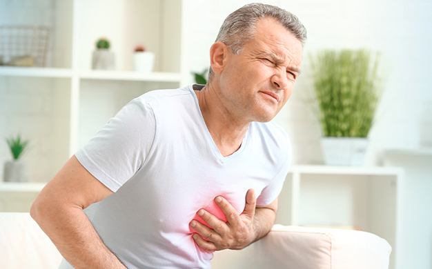 symptoms of a heart attack in males
