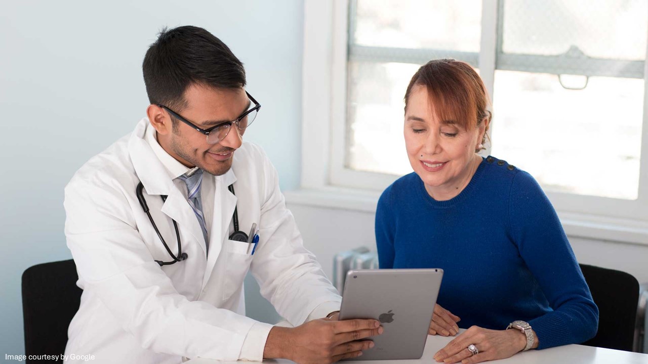 Doctor discussing about Stromectol with patient
